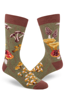 Mushroom socks in moss green.